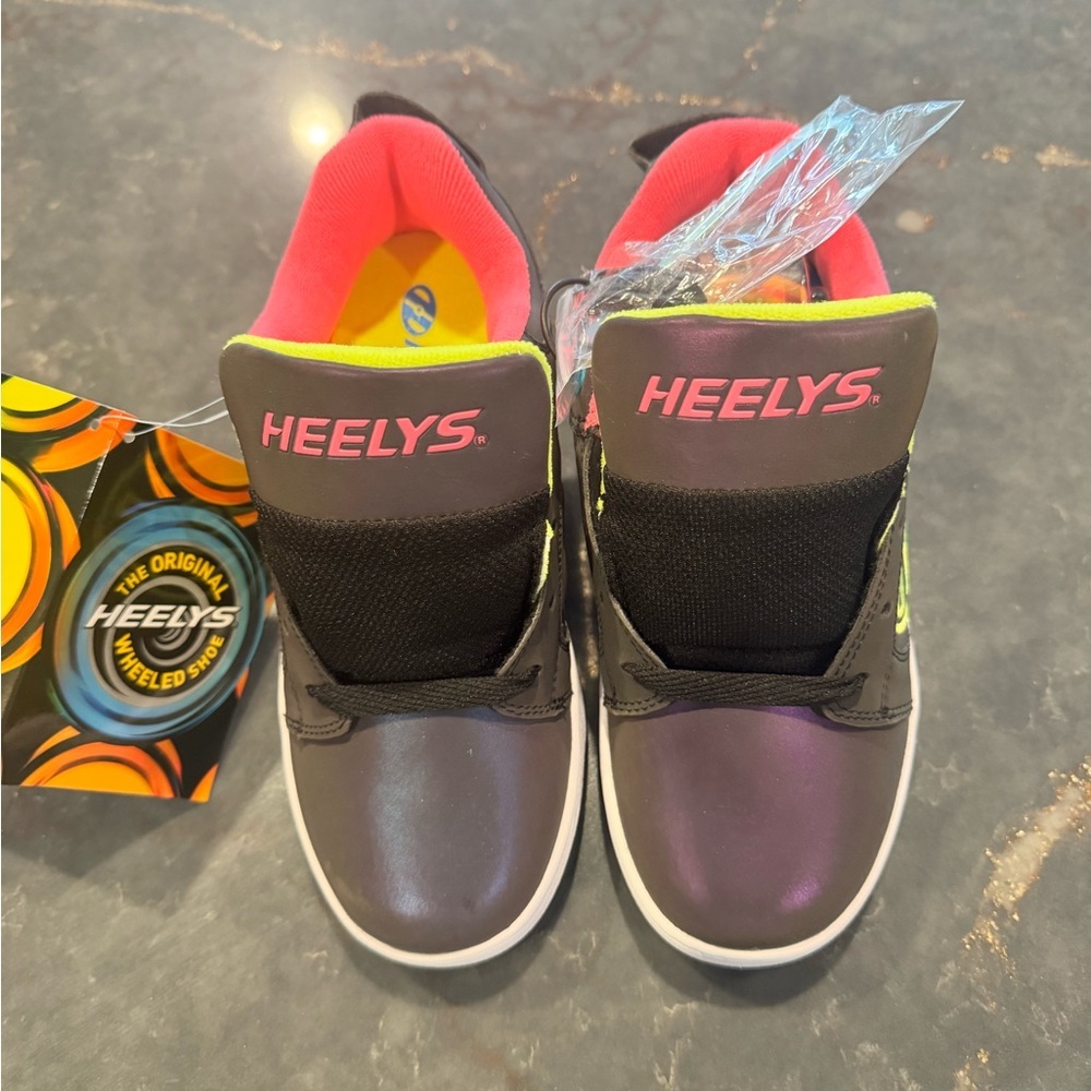 Heelys Voyager HE100332 Black Pink Yellow‎ NIB Youth 4 Women's 5